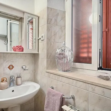 Couple's Getaway In The Center Of Hvar W/sea View