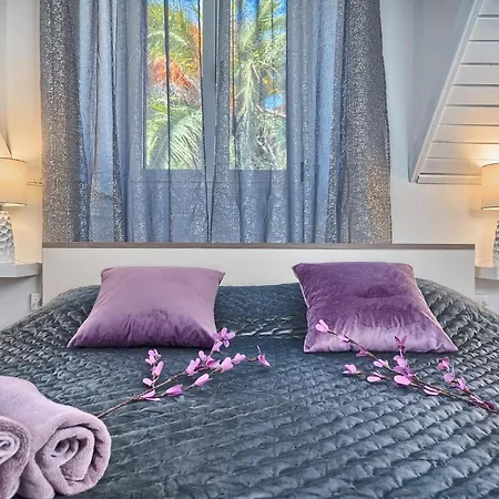 Couple's Getaway In The Center Of Hvar W/sea View *