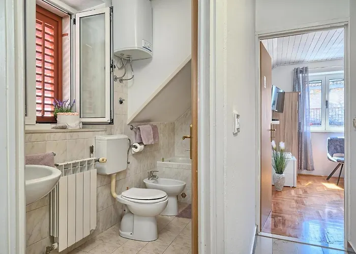 Couple's Getaway In The Center Of Hvar W/sea View Hvar Town