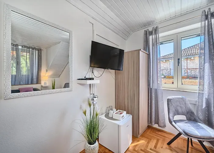 بيت ضيافة Couple's Getaway In The Center Of Hvar W/sea View هفار